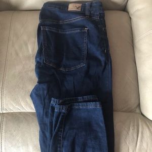 American Eagle High Rise Jegging Crops